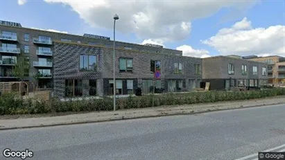 Lejligheder til leje i Brøndby - Foto fra Google Street View Lejligheder til leje i Brøndby - Foto fra Google Street View