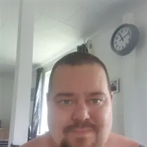 Kim søger hus til leje i Assens